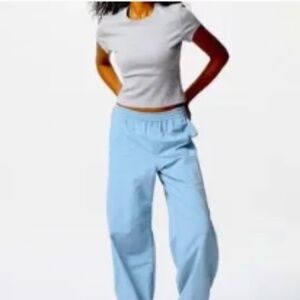 Uniqlo Women's mini Short Sleeve T-shirt Sz XS Grey